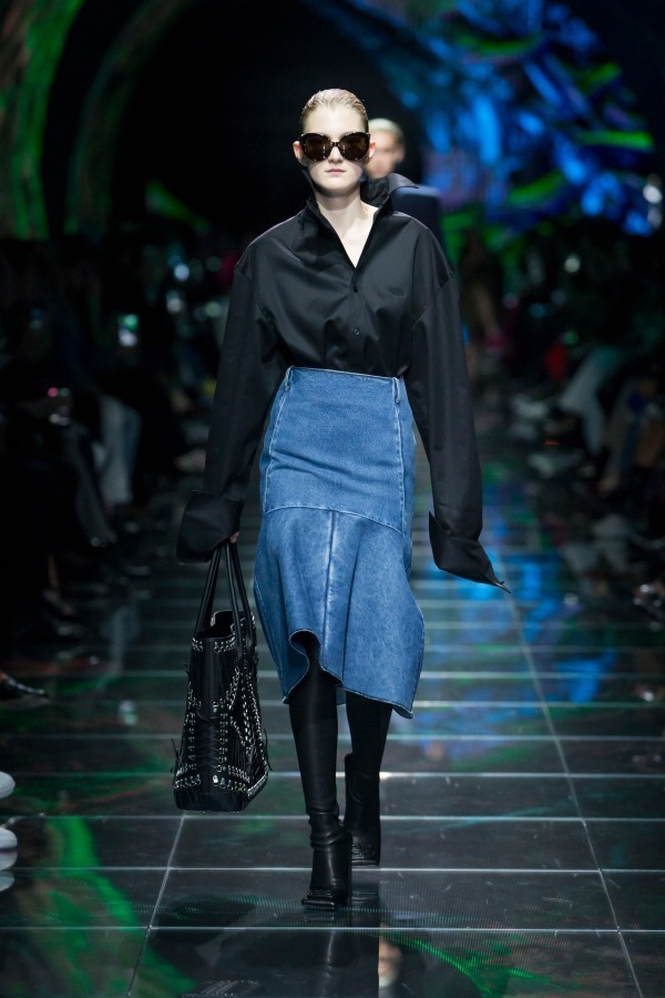 バレンシアガ(BALENCIAGA) 2019年夏ウィメンズ&メンズコレクション  - 写真24