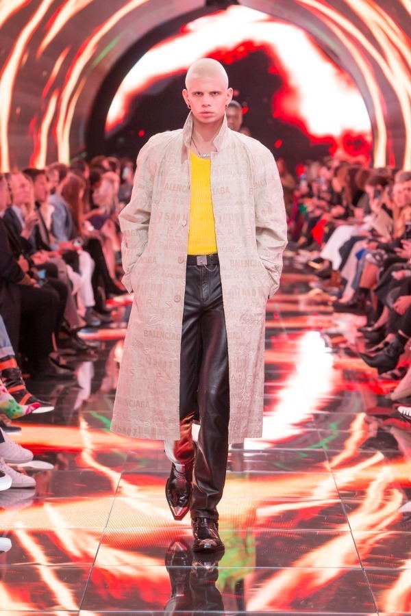 バレンシアガ(BALENCIAGA) 2019年夏ウィメンズ&メンズコレクション  - 写真42