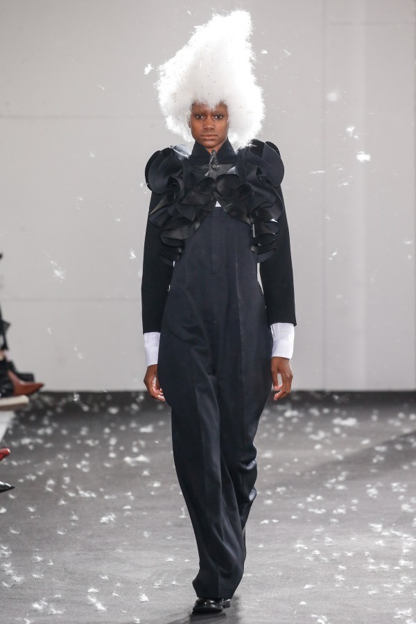 ノワール ケイ ニノミヤ 2019年春夏<span>コレクション</span> - 写真23