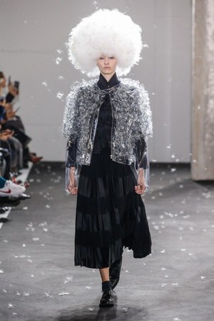 ノワール ケイ ニノミヤ 2019年春夏コレクション - “花と人が一つになる”｜写真3