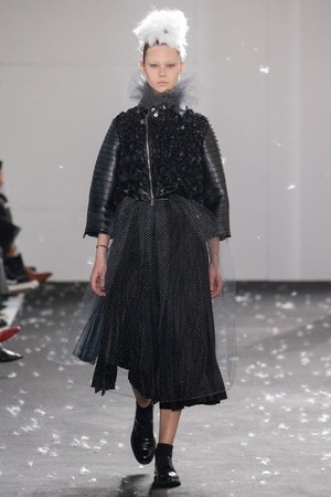 ノワール ケイ ニノミヤ 2019年春夏コレクション - “花と人が一つになる”｜写真20