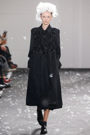ノワール ケイ ニノミヤ 2019年春夏コレクション - “花と人が一つになる”｜写真27