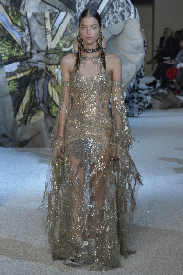 マックイーン(McQueen) 2019年春夏ウィメンズコレクション  - 写真37