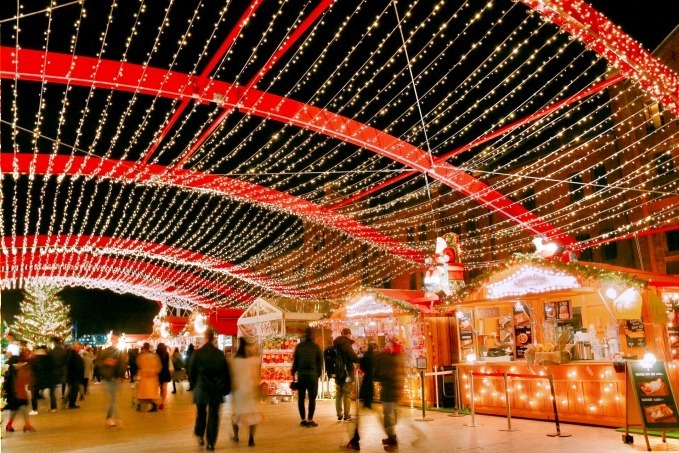 「クリスマスマーケット in 横浜赤レンガ倉庫」ドイツの古都”アーヘン”のクリスマスを再現｜写真1