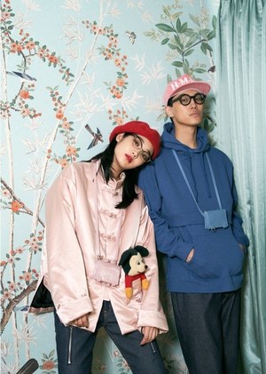 ケイタ マルヤマ×ヒューマンメイド「パンダ」を描いた限定T