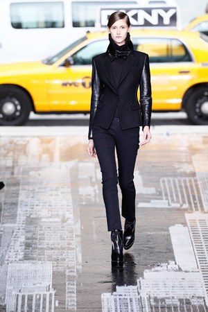 ディー ケイ エヌ ワイ(DKNY) 2012-13年秋冬 ウィメンズコレクション  - 写真11