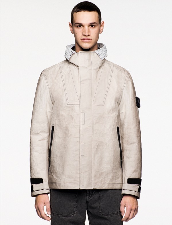 ICE JACKET IN DYNEEMA BONDED LEATHER(レザージャケット) 594,000円(税込)