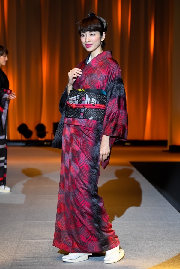 綺萌野 青野工房(KIMONO AONOKOUBOU) 2019年春夏ウィメンズ&メンズコレクション  - 写真12