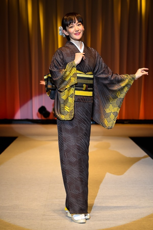 綺萌野 青野工房(KIMONO AONOKOUBOU) 2019年春夏ウィメンズ&メンズコレクション  - 写真54