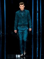 ロベルト カヴァリ 2013年春夏メンズコレクション - 幻想的な光がきらめくクラシックスタイル｜写真18