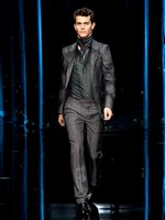 ロベルト カヴァリ 2013年春夏メンズコレクション - 幻想的な光がきらめくクラシックスタイル｜写真36