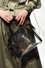 アオイワナカ 2019春夏コレクション - いつの日か、美しい蝶になることを夢見て｜写真56