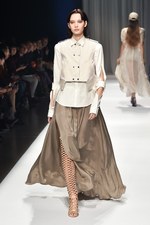 アオイワナカ 2019春夏コレクション - いつの日か、美しい蝶になることを夢見て｜写真75