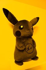 ピカチュウ　Fragment ストラップ　2019年製 ピカチュウ Fragment ストラップ 2019年製（数々の賞を受賞