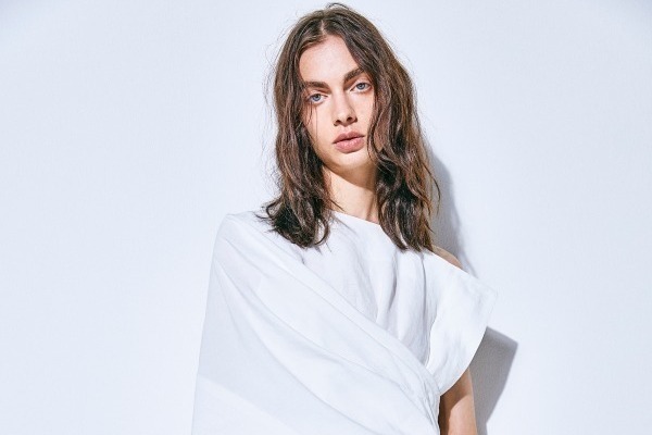 アキラナカ 2019年春夏コレクション - フェミニティを受容して自然体で生きる