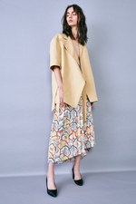 アキラナカ 2019年春夏コレクション - フェミニティを受容して自然体で生きる｜写真20