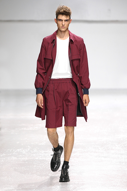 クリスヴァンアッシュ(KRISVANASSCHE) 2013年春夏メンズコレクション  - 写真24