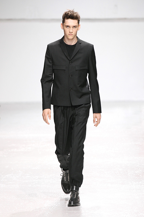 クリスヴァンアッシュ(KRISVANASSCHE) 2013年春夏メンズコレクション  - 写真27