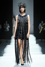 ミドラ 2019年春夏コレクション - “忘れな草”香る日常／非日常のドレス｜写真10