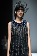 ミドラ 2019年春夏コレクション - “忘れな草”香る日常／非日常のドレス｜写真11