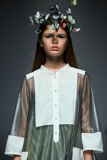 ミドラ 2019年春夏コレクション - “忘れな草”香る日常／非日常のドレス｜写真30