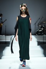 ミドラ 2019年春夏コレクション - “忘れな草”香る日常／非日常のドレス｜写真40