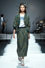 ミドラ 2019年春夏コレクション - “忘れな草”香る日常／非日常のドレス｜写真46