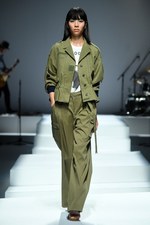 ミドラ 2019年春夏コレクション - “忘れな草”香る日常／非日常のドレス｜写真47