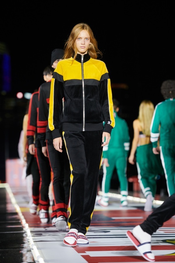 トミー ヒルフィガー 2018年秋<span>コレクション</span> - 写真53