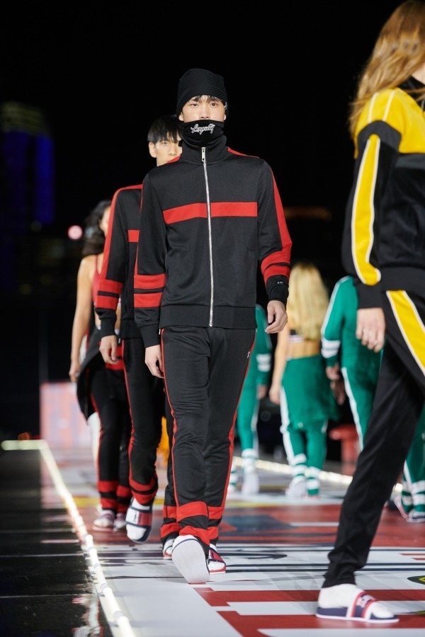 トミー ヒルフィガー 2018年秋<span>コレクション</span> - 写真85