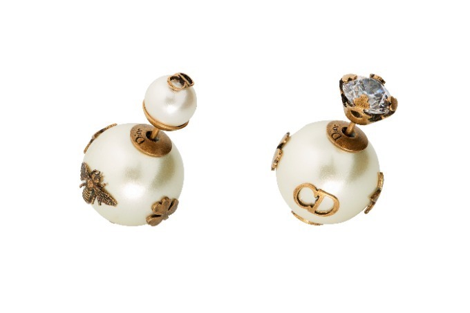 人気定番 イヤリング Dior bee アシンメトリー 左右 - イヤリング 国内流通正規品 Dior アシンメトリー 左右 bee イヤリング イヤリング
