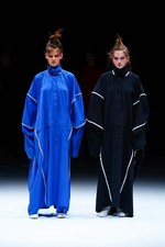 ヒロコ コシノ2019年春夏コレクション - "違和感"がもたらす新しい風｜写真1