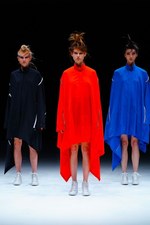 ヒロコ コシノ2019年春夏コレクション - "違和感"がもたらす新しい風｜写真2