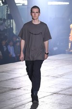 N.ハリウッド 2019年春夏コレクション - 約8年ぶり東京開催、古着ミックスで見せた“多様性”｜写真18