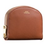 A.P.C.“半月型”ハーフムーンコインケース＆限定色バッグを銀座三越アクセサリーイベントで発売｜写真5