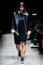 ナード ユニット 2019年春夏コレクション - メディアに支配される不健全社会への反発｜写真32