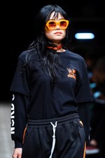 ナード ユニット 2019年春夏コレクション - メディアに支配される不健全社会への反発｜写真41