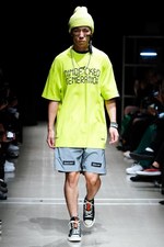 ナード ユニット 2019年春夏コレクション - メディアに支配される不健全社会への反発｜写真56