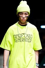 ナード ユニット 2019年春夏コレクション - メディアに支配される不健全社会への反発｜写真57