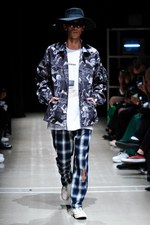 ナード ユニット 2019年春夏コレクション - メディアに支配される不健全社会への反発｜写真60