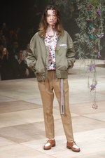 メアグラーティア 2019年春夏コレクション - 不完全な花の美しさに魅了されて｜写真1