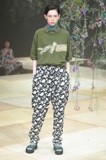 メアグラーティア 2019年春夏コレクション - 不完全な花の美しさに魅了されて｜写真5