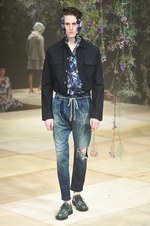 メアグラーティア 2019年春夏コレクション - 不完全な花の美しさに魅了されて｜写真21