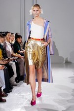 ミューラル 2019年春夏コレクション - クリムト《接吻》の艶やかさとレースの絵画的表現｜写真22