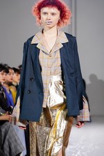 ミューラル 2019年春夏コレクション - クリムト《接吻》の艶やかさとレースの絵画的表現｜写真27