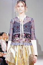 ミューラル 2019年春夏コレクション - クリムト《接吻》の艶やかさとレースの絵画的表現｜写真35