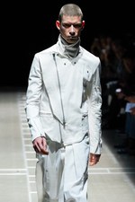 アール エー ビー ディー 2019年春夏コレクション、強烈なフラッシュとノイズの中で目覚めた服｜写真4