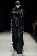 アール エー ビー ディー 2019年春夏コレクション、強烈なフラッシュとノイズの中で目覚めた服｜写真63