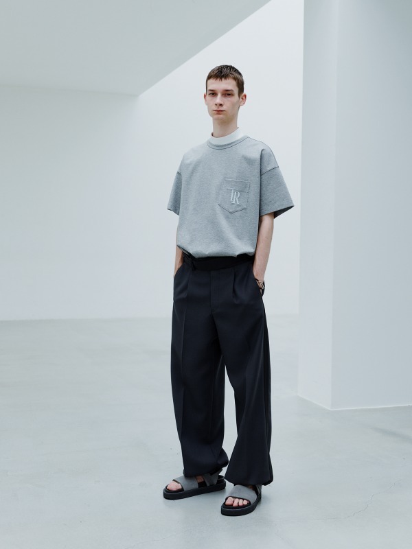メンズ グレーのtシャツ ショート丈 を使ったコーディネート ファッションプレス