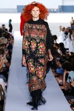 ヴェトモン 2019年春夏ウィメンズコレクション - パワーショルダーで生まれ変わるフォーマルウェア｜写真16